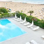 Tahiti Suite Frontemare - Jesolo - Family Apartment