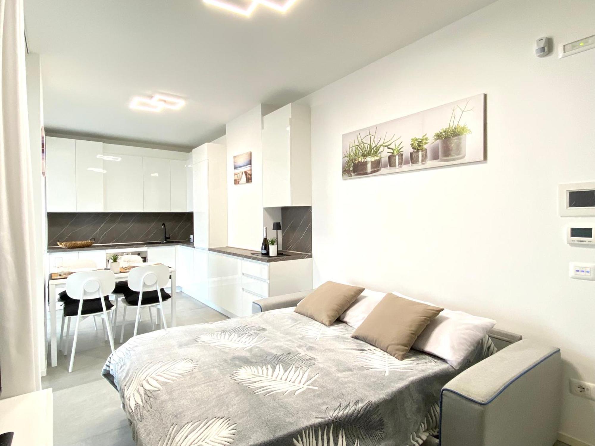 Apartment Tahiti Frontemare - - Solo Famiglie *
