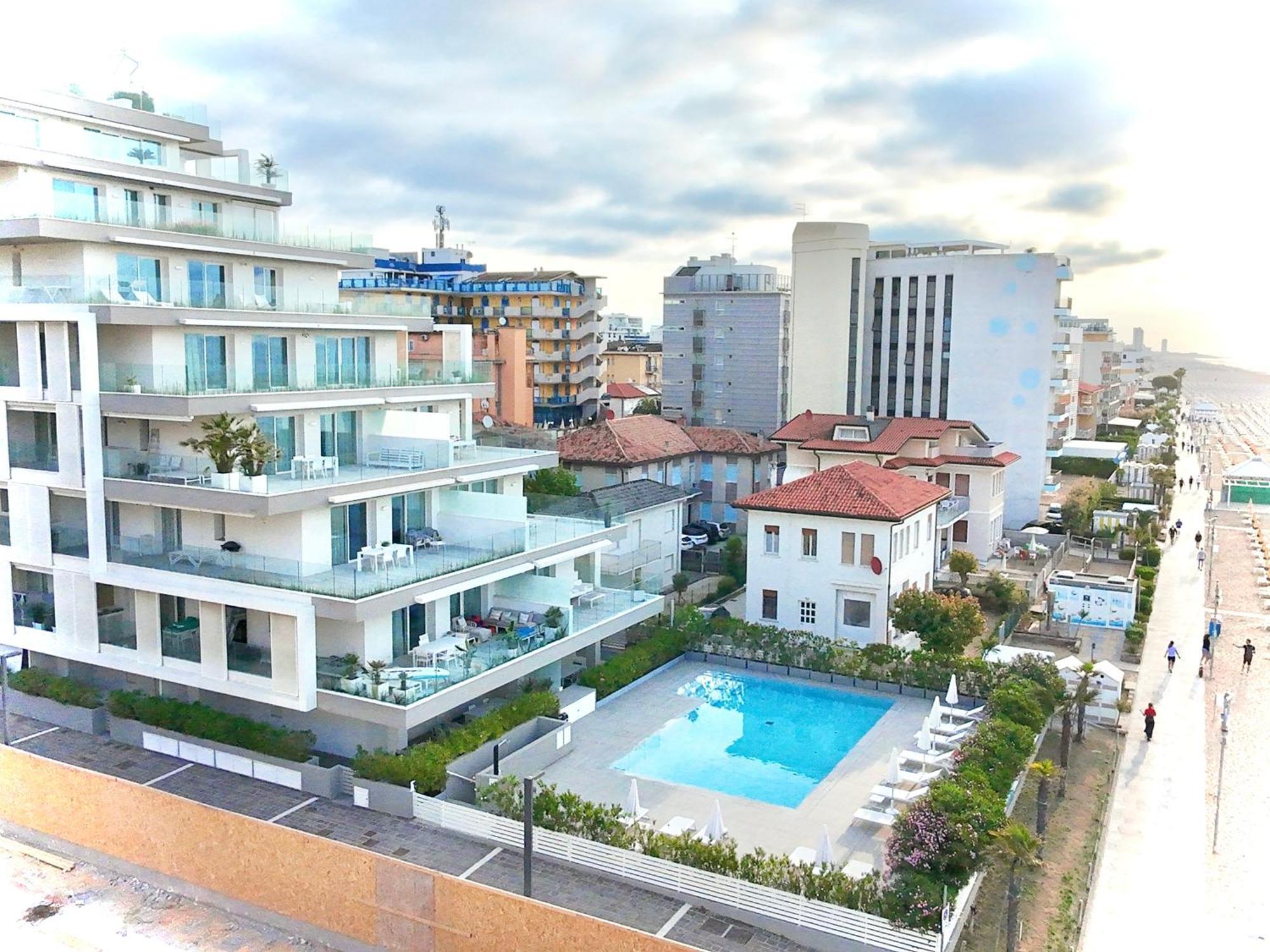 Tahiti Frontemare - - Solo Famiglie Lido di Jesolo