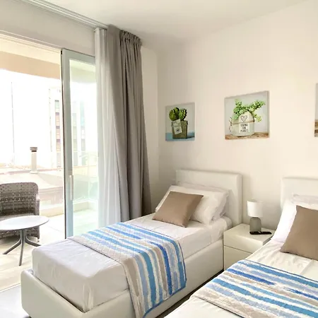 Apartment Tahiti Frontemare - - Family