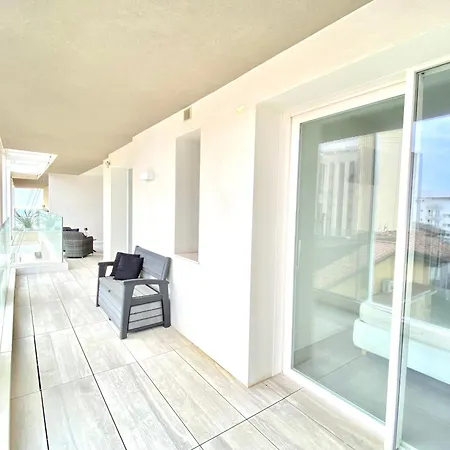 Tahiti Frontemare - - Family Apartment Lido di Jesolo
