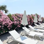 Tahiti Suite Frontemare - Jesolo - Solo Famiglie