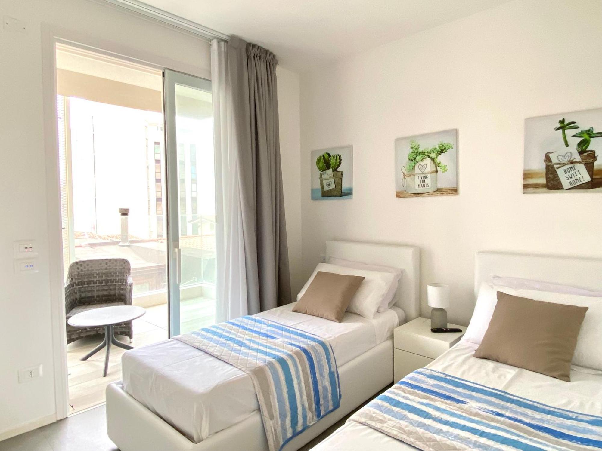 Apartment Tahiti Frontemare - - Solo Famiglie