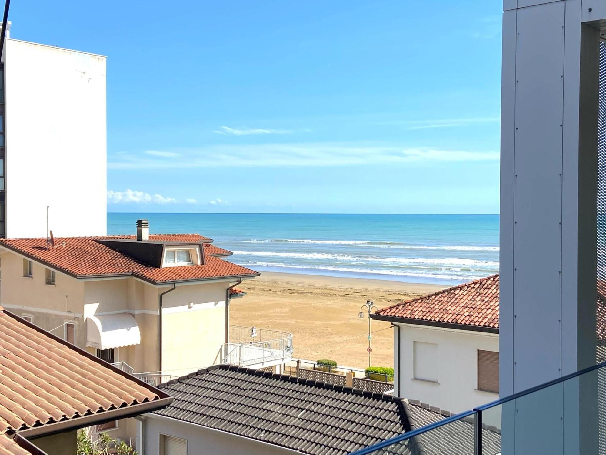 Tahiti Frontemare - - Solo Famiglie Lido di Jesolo